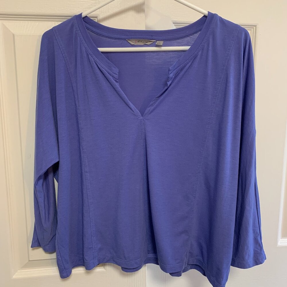 Athleta Cropped 3/4 Sleeve top
